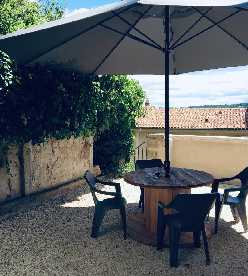 Appartement Cour Ancienne Abbaye Saint-Astier  Kültér fotó